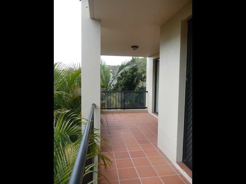 Unit 6/3-5 Ewart Street, Burleigh Heads QLD 4220