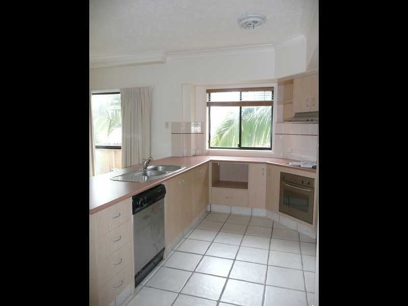 Unit 6/3-5 Ewart Street, Burleigh Heads QLD 4220