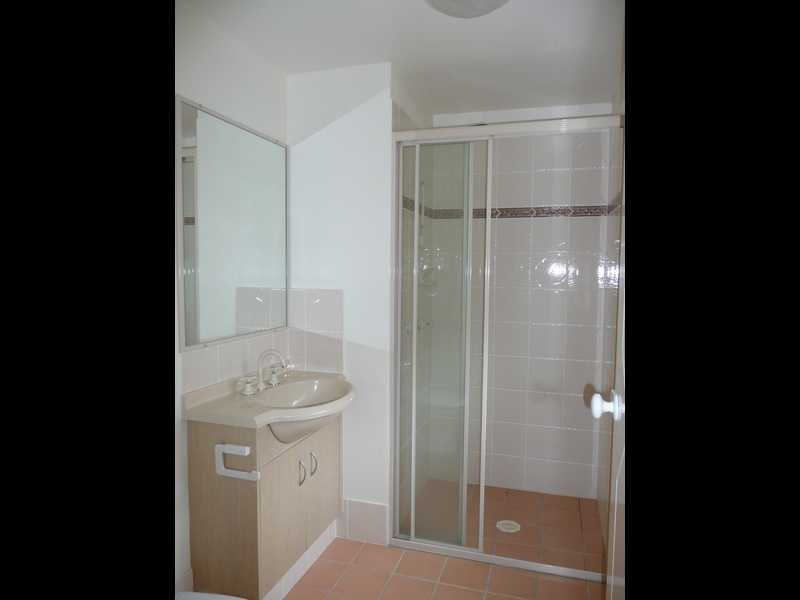 Unit 6/3-5 Ewart Street, Burleigh Heads QLD 4220