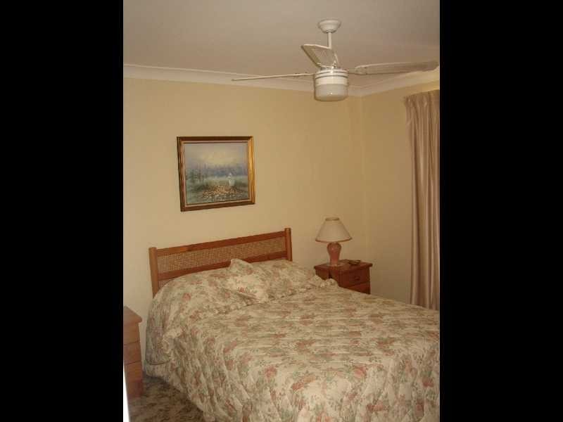 Unit 11/96 The Esplanade, Burleigh Heads QLD 4220