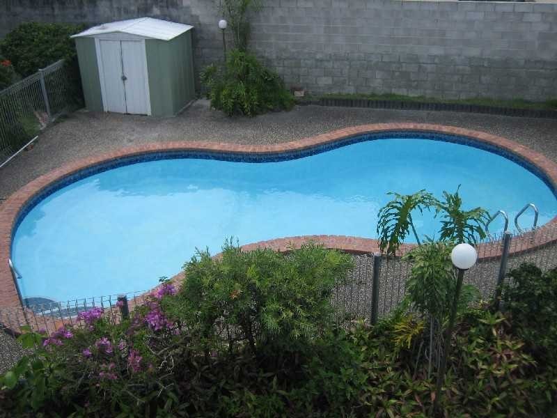 Unit 8/5 Christine Avenue, Burleigh Heads QLD 4220