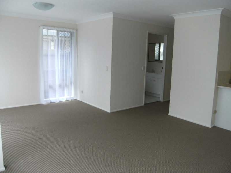 2/41 Seashell Avenue, Mermaid Beach QLD 4218