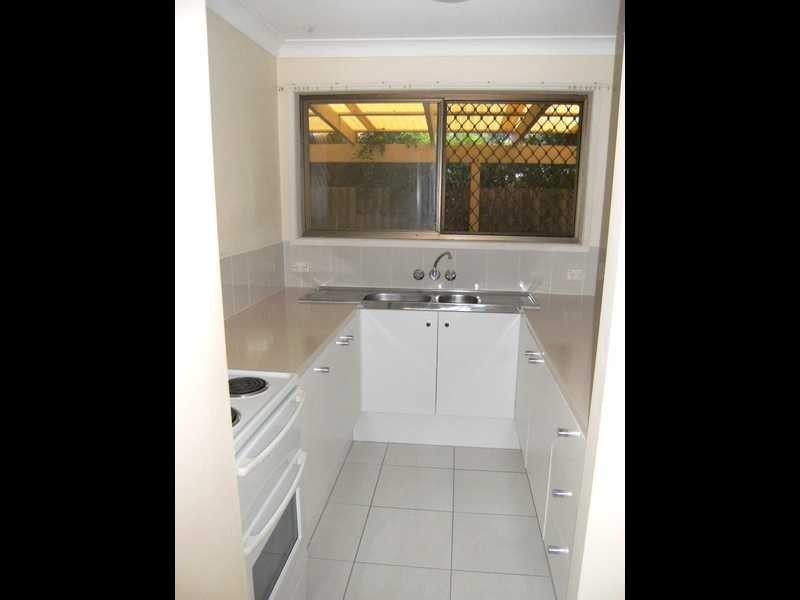 2/41 Seashell Avenue, Mermaid Beach QLD 4218