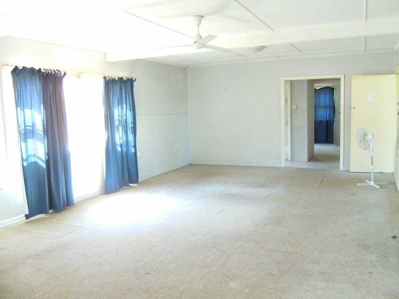 23 Hythe Street, Miami QLD 4220