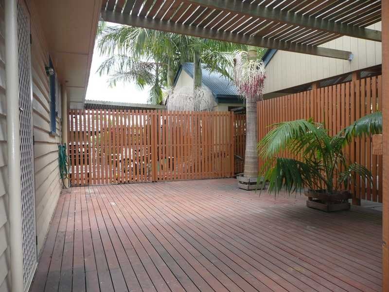Unit 2/80 Tabilban Street, Burleigh Heads QLD 4220