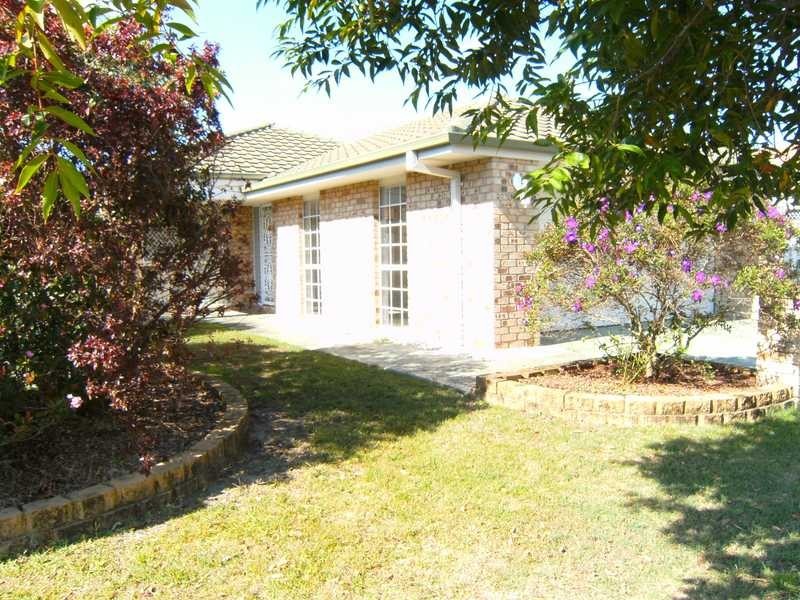 8 Rosewater Crescent, Tugun QLD 4224