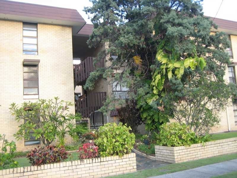Unit 5/30 Ikkina Road, Burleigh Heads QLD 4220