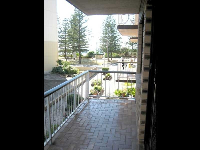 Unit 7/96 The Esplanade, Burleigh Heads QLD 4220