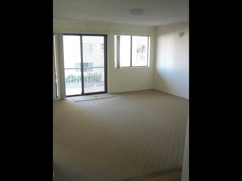 Unit 7/96 The Esplanade, Burleigh Heads QLD 4220