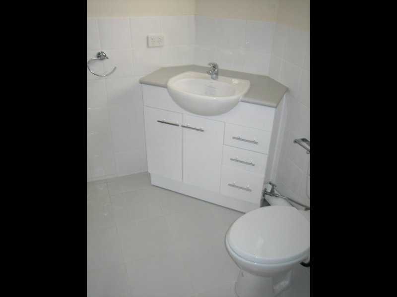 Unit 7/96 The Esplanade, Burleigh Heads QLD 4220