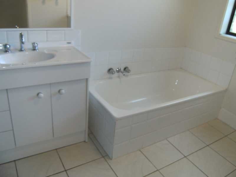 Unit 3/1881 Gold Coast Highway, Burleigh Heads QLD 4220