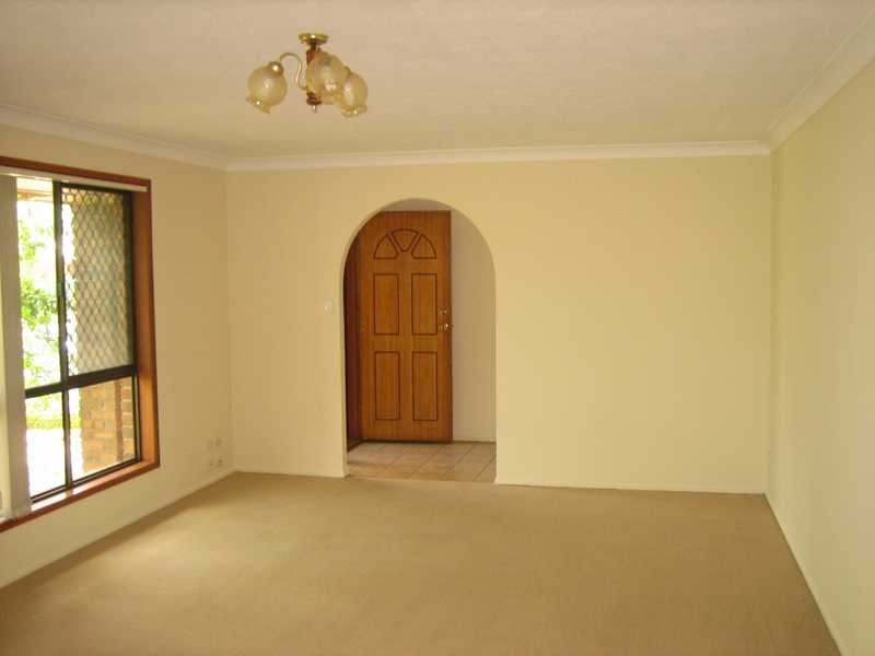 11 Cuckoo Crescent, Burleigh Waters QLD 4220