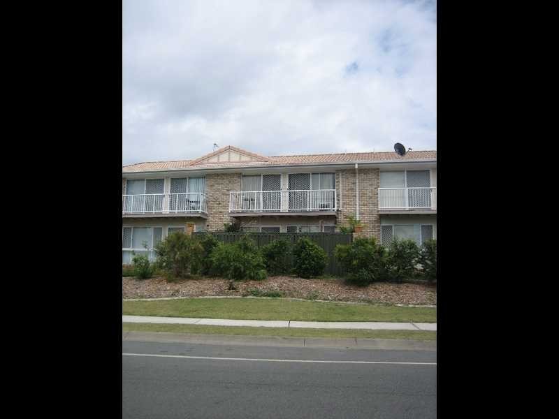 Unit 3/9-15 Harrier Drive, Burleigh Waters QLD 4220