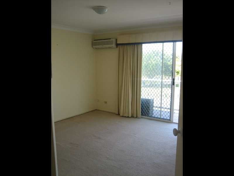 Unit 3/9-15 Harrier Drive, Burleigh Waters QLD 4220