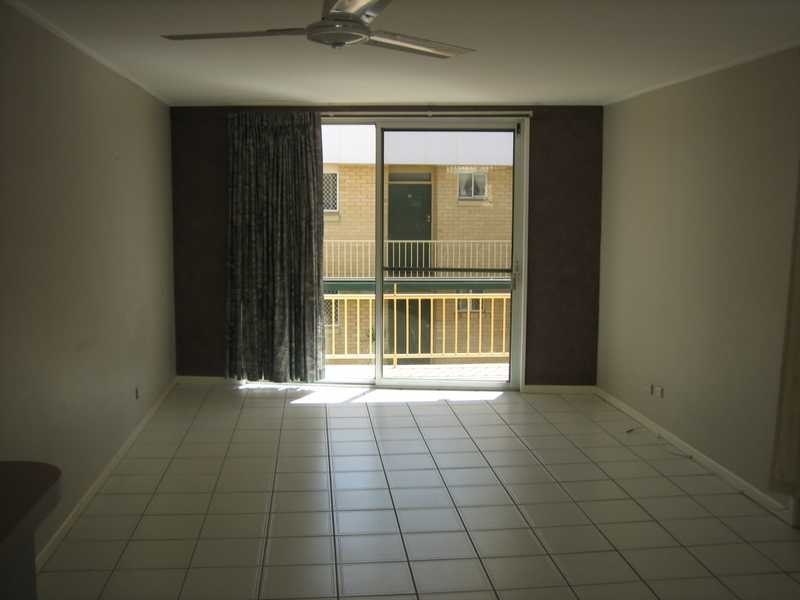 Unit 28/286 The Esplanade, Burleigh Heads QLD 4220