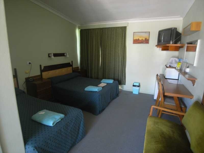 116 Mount Street, Gundagai NSW 2722