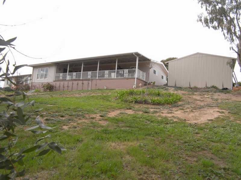 73 Eagle Street, Gundagai NSW 2722