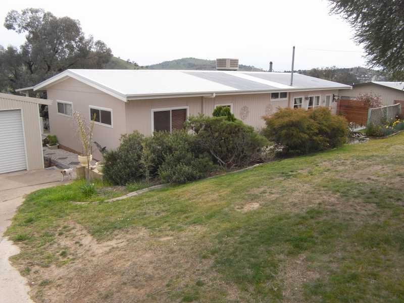 73 Eagle Street, Gundagai NSW 2722
