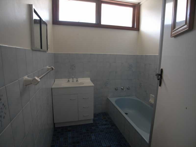 73 Eagle Street, Gundagai NSW 2722