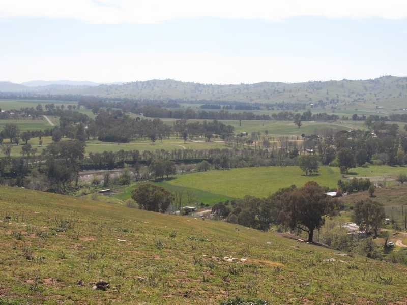 13 Fry Street, Gundagai NSW 2722