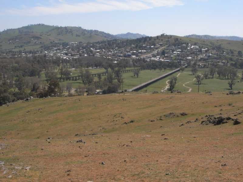 13 Fry Street, Gundagai NSW 2722