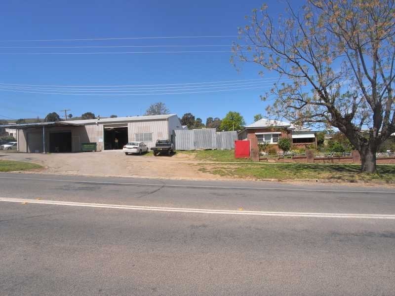 61 West Street, Gundagai NSW 2722