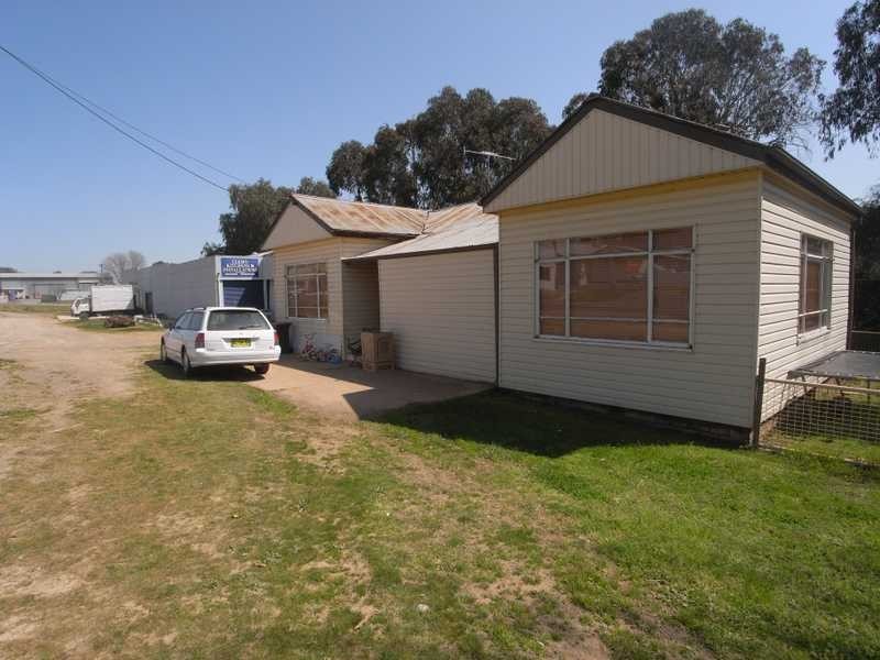 7 Mount Street, Gundagai NSW 2722