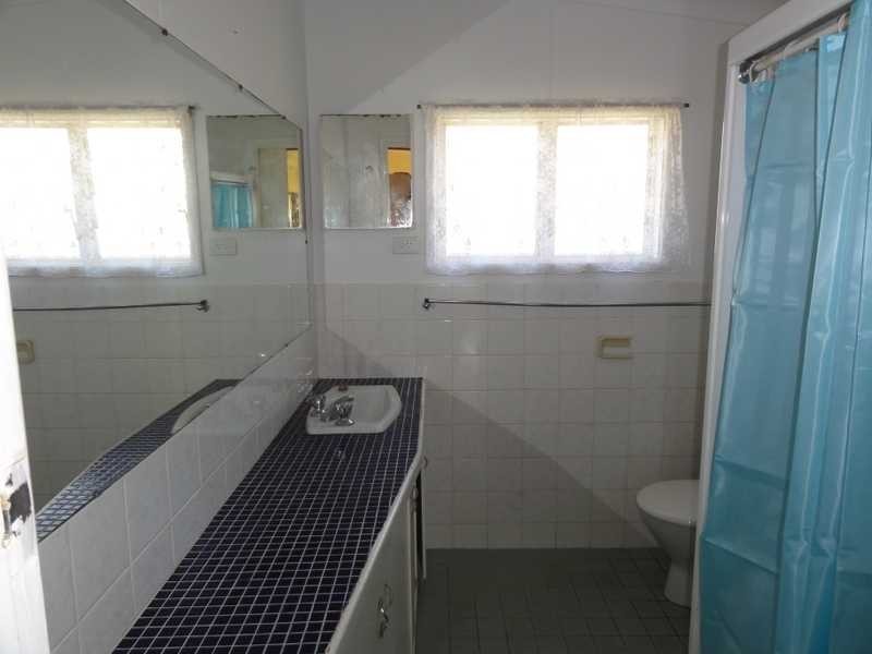 62 West Street, Gundagai NSW 2722