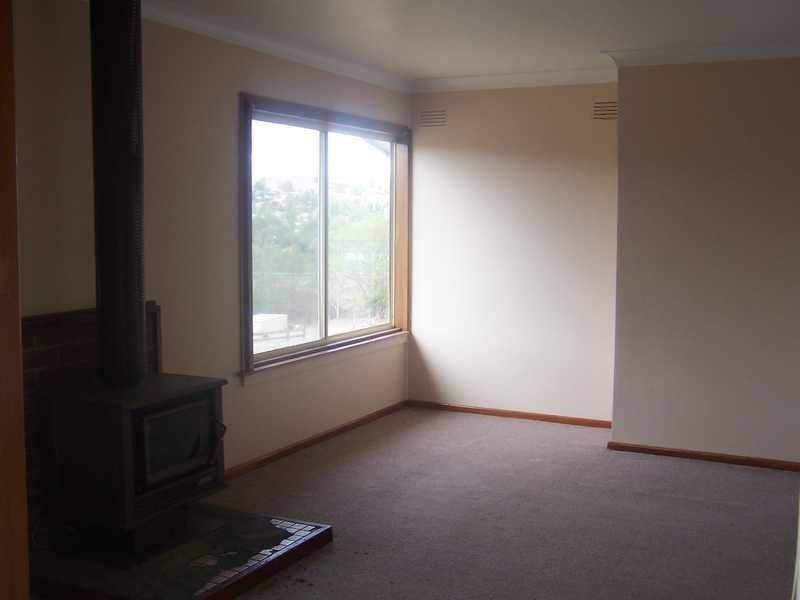 180 Punch Street, Gundagai NSW 2722