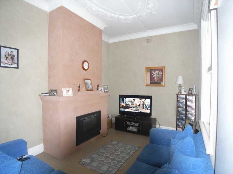 57 First Avenue, Gundagai NSW 2722