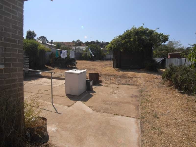 59 West Street, Gundagai NSW 2722