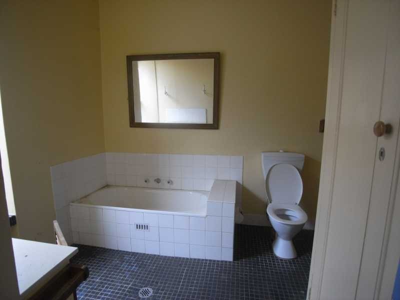 43 Otway Street, Gundagai NSW 2722