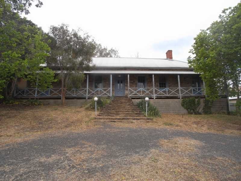 43 Otway Street, Gundagai NSW 2722