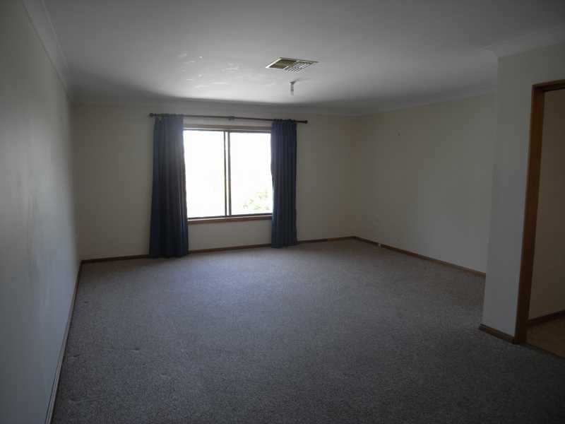 74 First Avenue, Gundagai NSW 2722