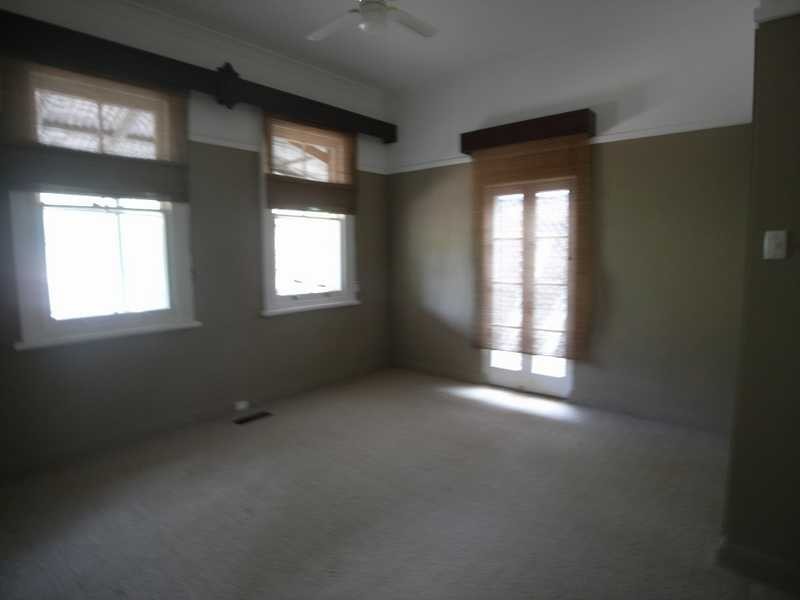 45 Otway Street, Gundagai NSW 2722