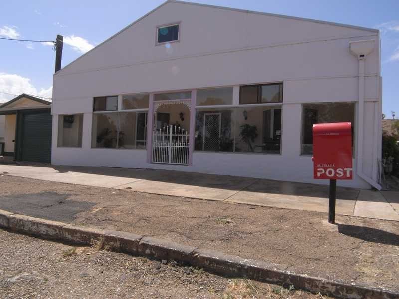 12 Mount Street, Gundagai NSW 2722