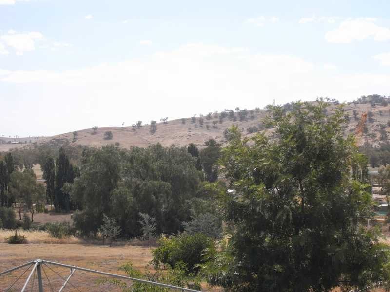 61 Mount Street, Gundagai NSW 2722