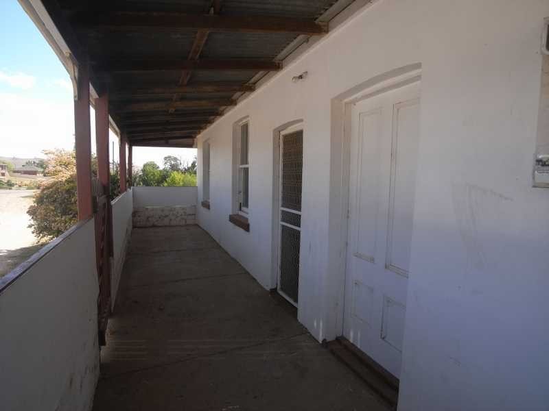 61 Mount Street, Gundagai NSW 2722