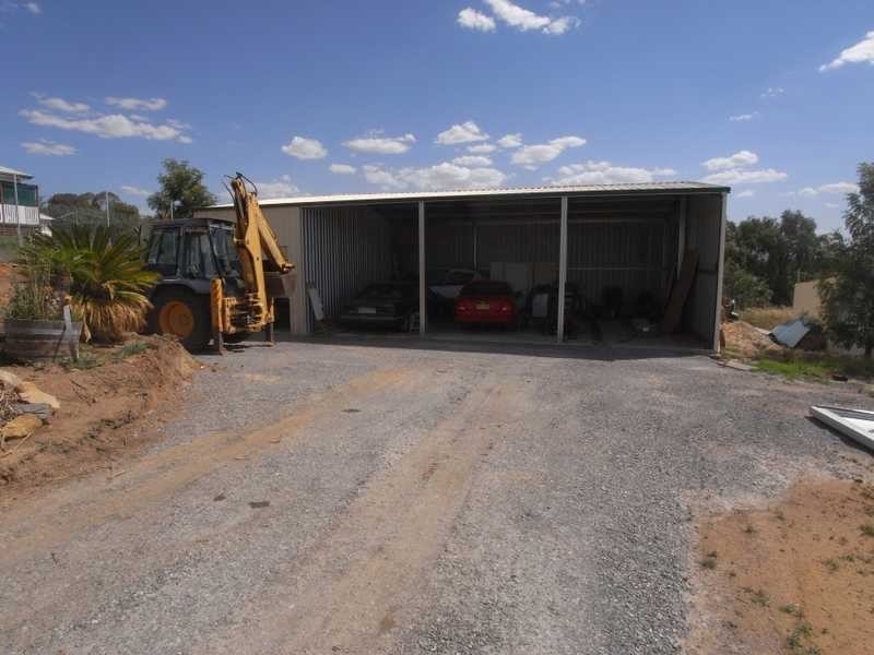 61 Mount Street, Gundagai NSW 2722