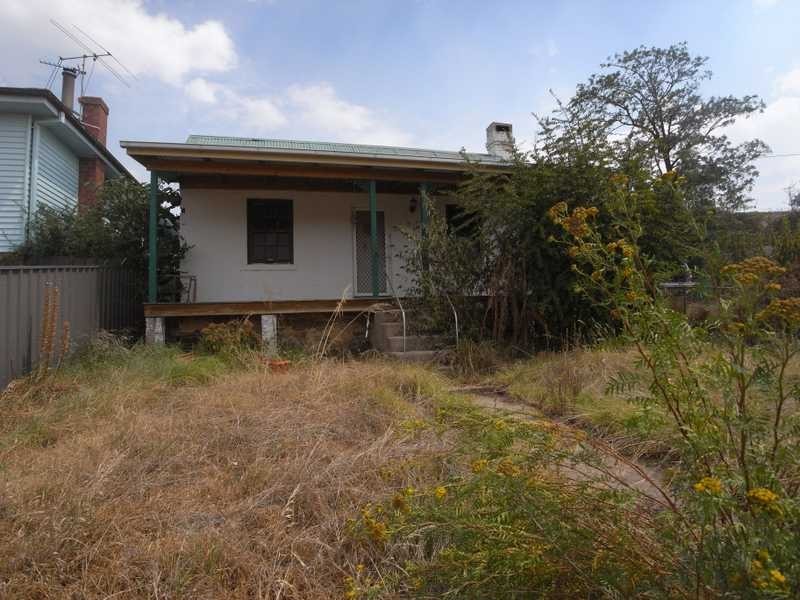 188 Punch Street, Gundagai NSW 2722
