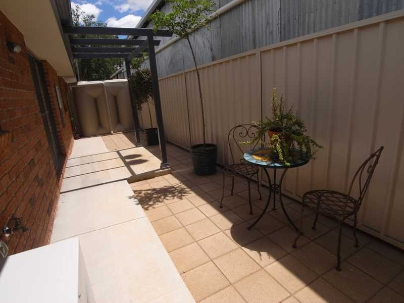 Unit 2/30 West Street, Gundagai NSW 2722