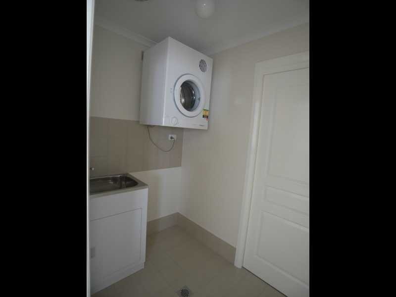 Unit 2/30 West Street, Gundagai NSW 2722