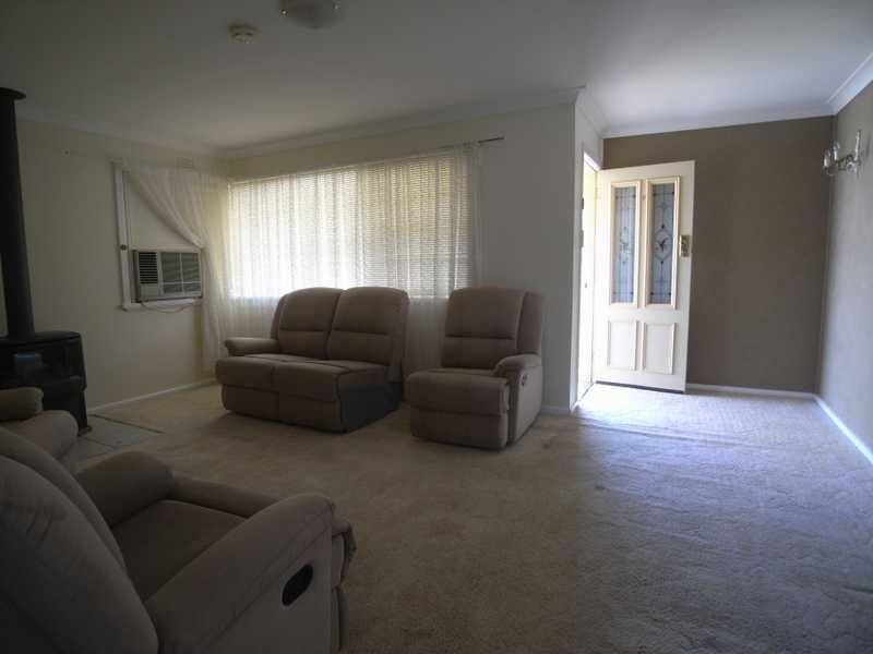 25 Homer Street, Gundagai NSW 2722