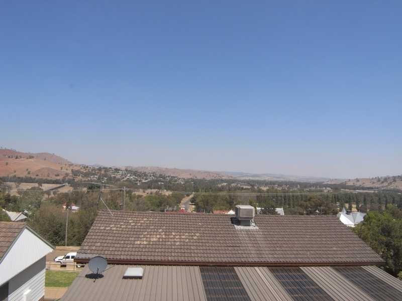 25 Homer Street, Gundagai NSW 2722