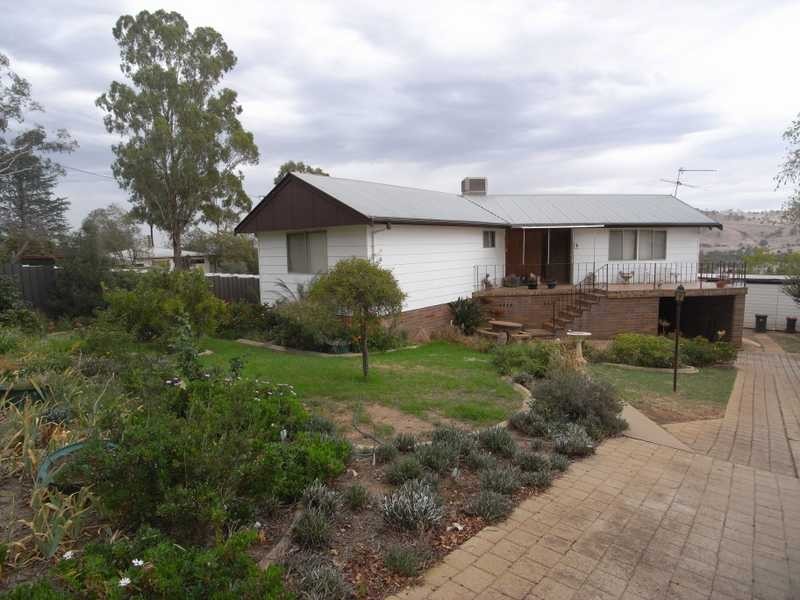 5 Camphor Lane, Gundagai NSW 2722