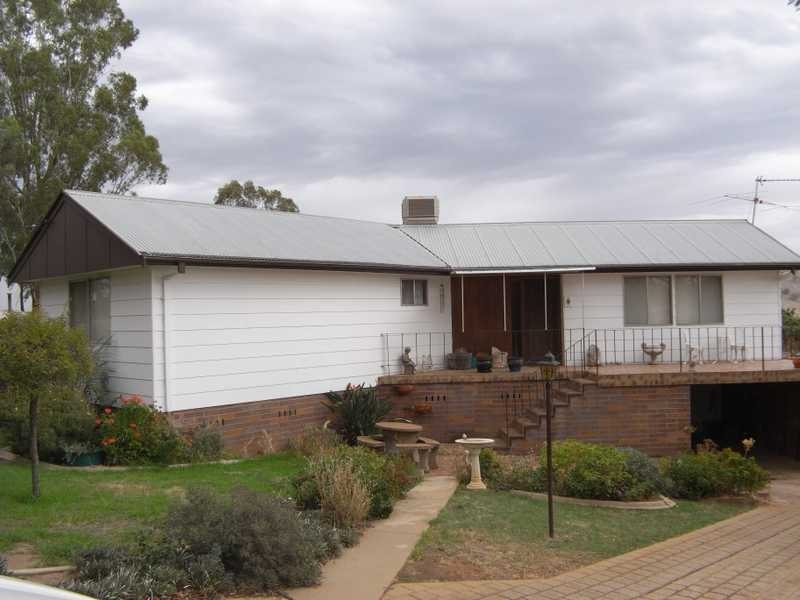 5 Camphor Lane, Gundagai NSW 2722
