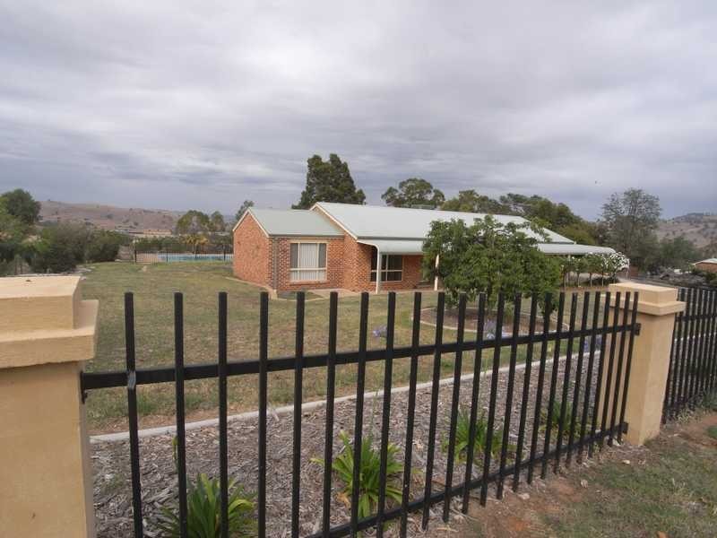 55 Luke Street, Gundagai NSW 2722