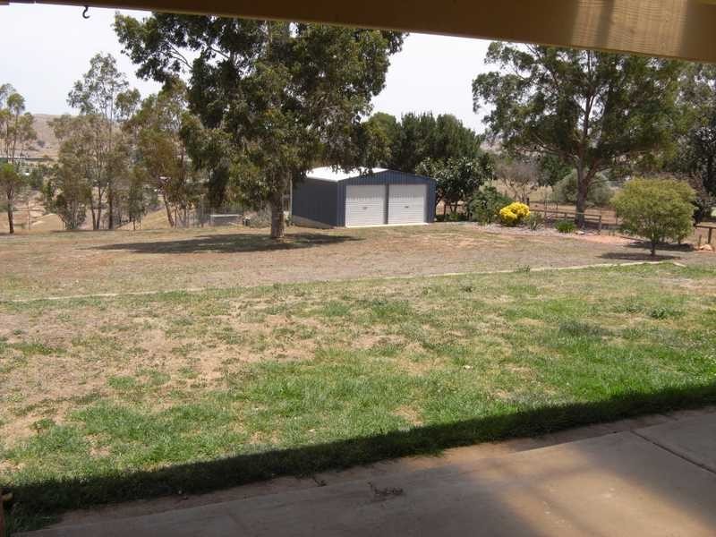 55 Luke Street, Gundagai NSW 2722