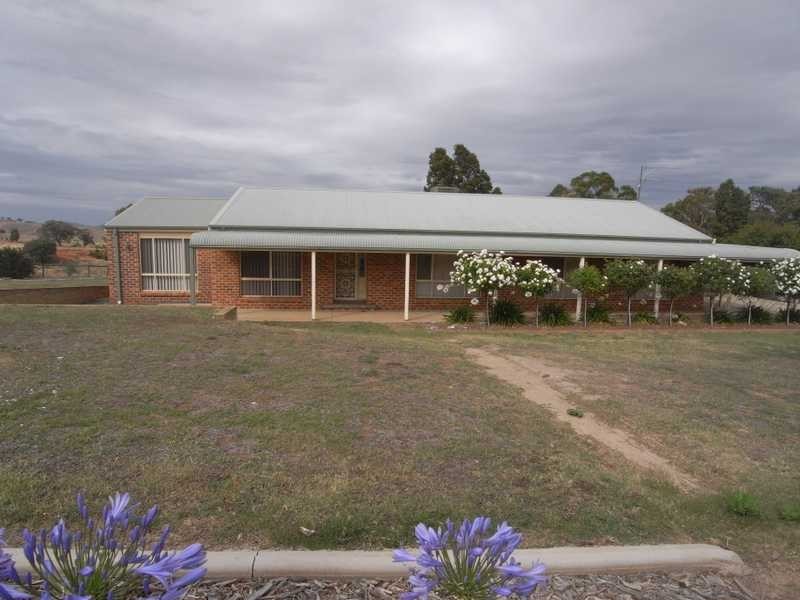 55 Luke Street, Gundagai NSW 2722