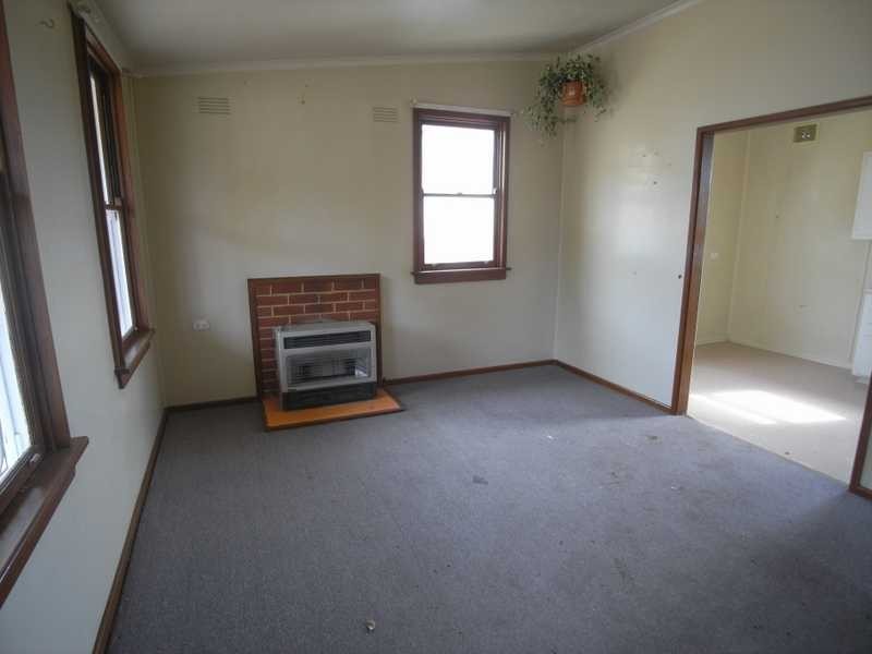 15 Francis Avenue, Gundagai NSW 2722